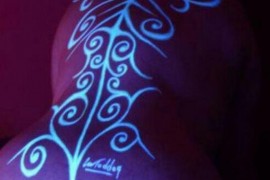 世界上最神奇的隐形纹身，紫外线纹身却看不见