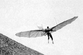 世界最早的滑翔机 奥托·利连撒尔滑翔机飞行最长距离为350米