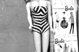 世界最早的芭比娃娃 由露丝•汉德勒在1959年设计