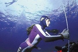 最深的自由潜水记录保持者 奥德蕾梅斯特自由潜水170米